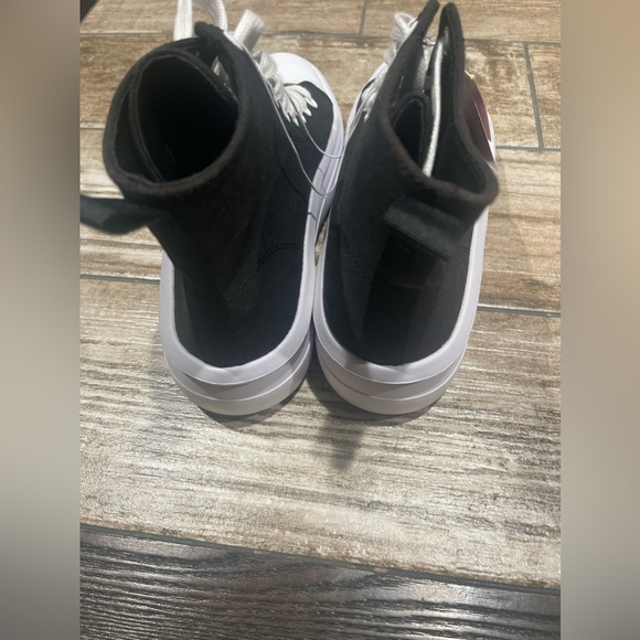 NWT Wild Fable Black Fallon Sneaker Size 8 Women’s NWT Multiple sizes 8.5 and 10 - Picture 3 of 3